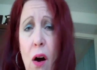 Mother's cunt is old but tempting